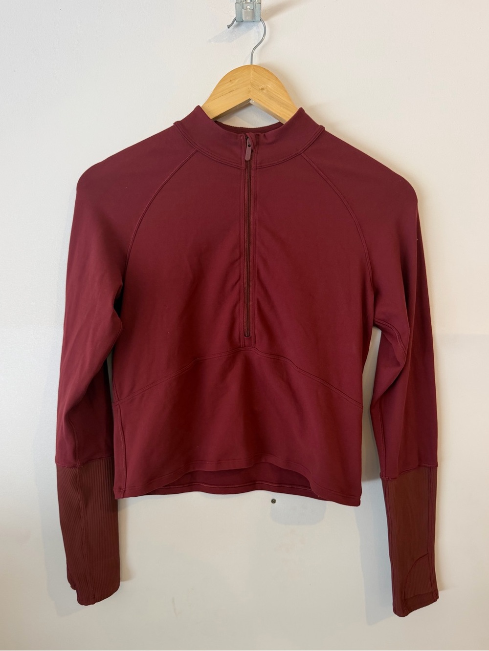 lululemon It’s Rulu Cropped Pullover Women’s 6 Maroon Half-Zip